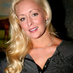 Mindy McCready dead of apparent suicide