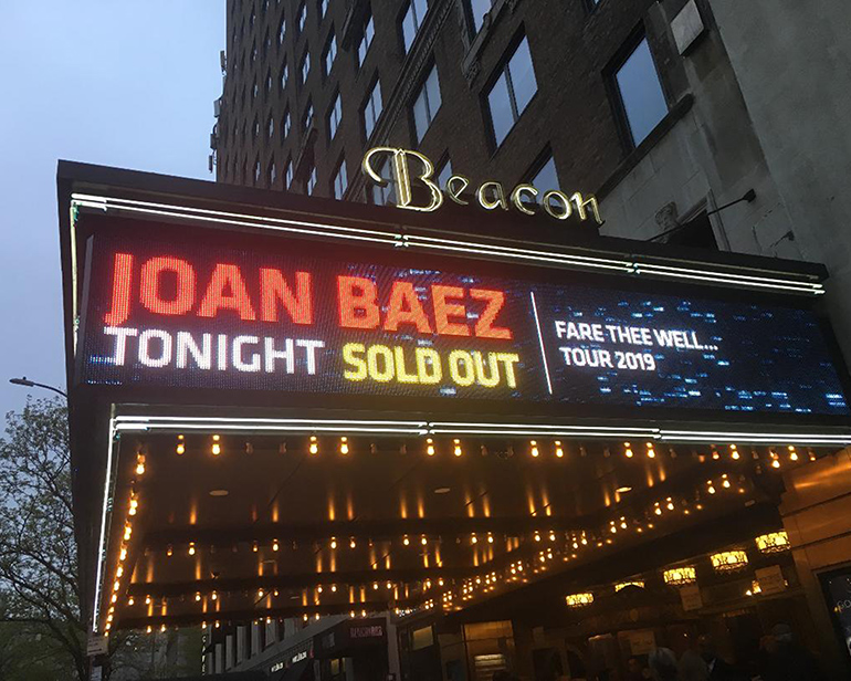 Joan Baez at the Beacon Theatre, NYC – Elmore Magazine